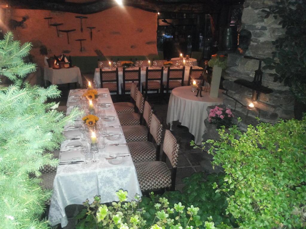 Motto Del Gallo Hotel Taverne Luaran gambar